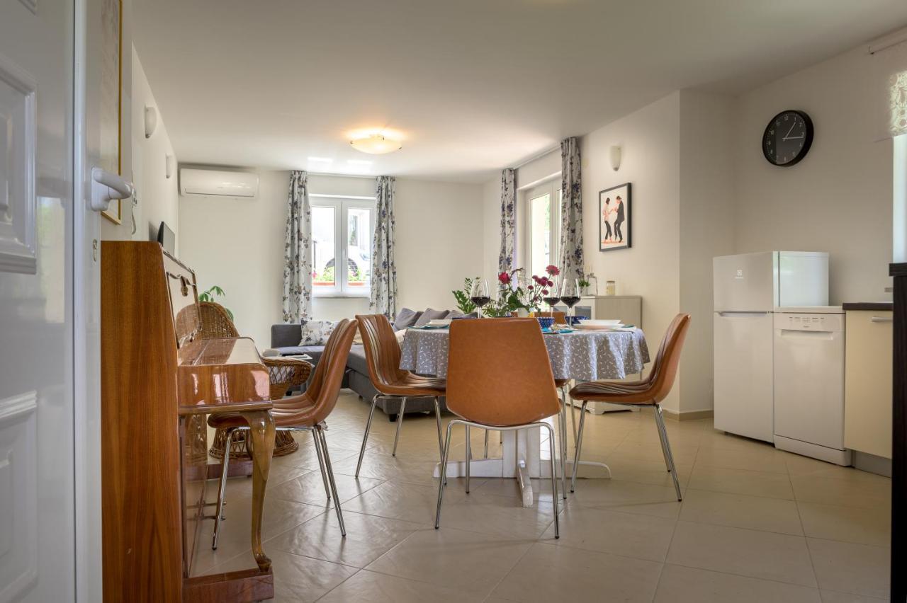 Crni Macak Apartment Matulji Luaran gambar