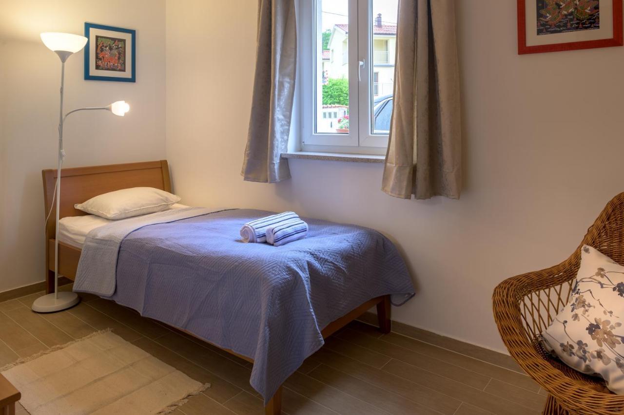Crni Macak Apartment Matulji Luaran gambar